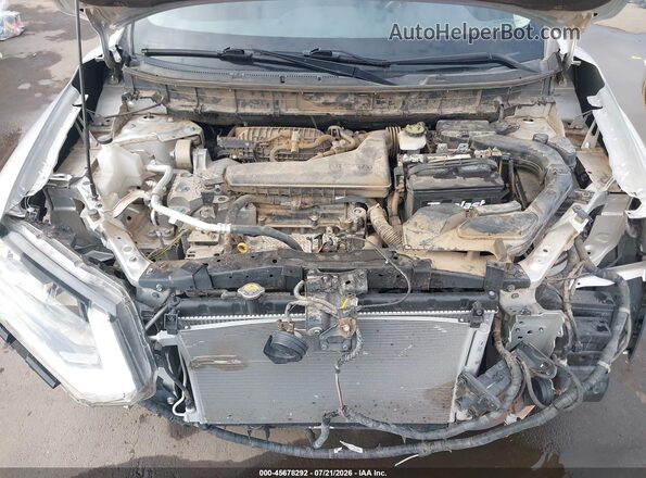 KNMAT2MT2HP514141 2017 NISSAN ROGUE Silver Widok z tyłu