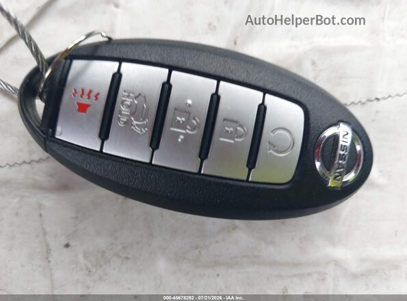 KNMAT2MT2HP514141 2017 NISSAN ROGUE Silver Widok deski rozdzielczej