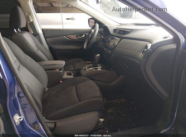 KNMAT2MT2HP598512 2017 NISSAN ROGUE Blue Widok wnętrza z przodu
