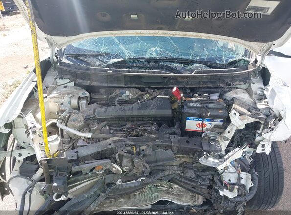 KNMAT2MT2HP601845 2017 NISSAN ROGUE White Rear view