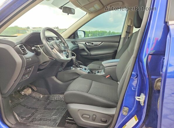 KNMAT2MT2JP507390 2018 NISSAN ROGUE Blue Front interior view