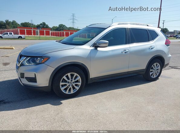 KNMAT2MT2JP567976 2018 NISSAN ROGUE Silver 