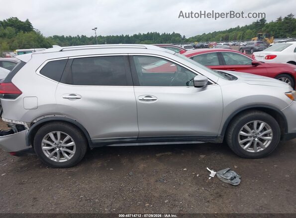 KNMAT2MT2JP594160 2018 NISSAN ROGUE Gray Widok wnętrza z tyłu