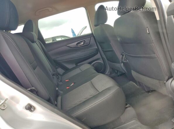 KNMAT2MT2KP552492 2019 NISSAN ROGUE Серебряный Вид задней части салона