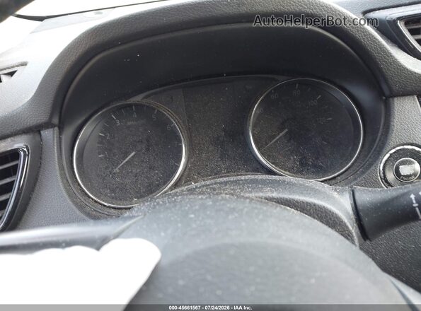 KNMAT2MT3HP551960 2017 NISSAN ROGUE Silver Հետևի նստատեղերի տեսք