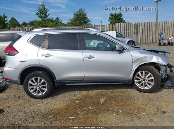 KNMAT2MT3HP551960 2017 NISSAN ROGUE Silver Սալոնի հետևի տեսք