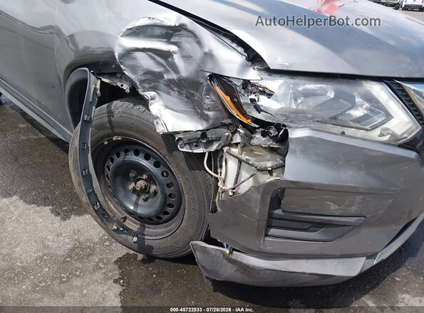KNMAT2MT3HP570248 2017 NISSAN ROGUE Серый Вид спереди