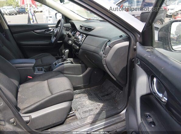 KNMAT2MT3HP570248 2017 NISSAN ROGUE Серый Вид салона спереди