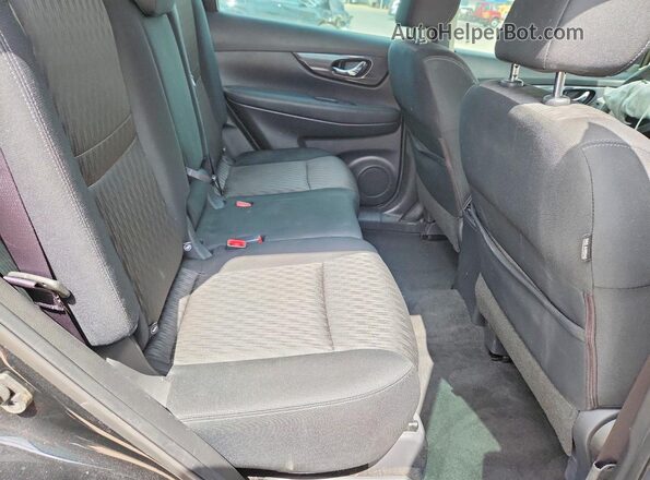KNMAT2MT3HP616192 2017 NISSAN ROGUE Black Вид задніх сидінь