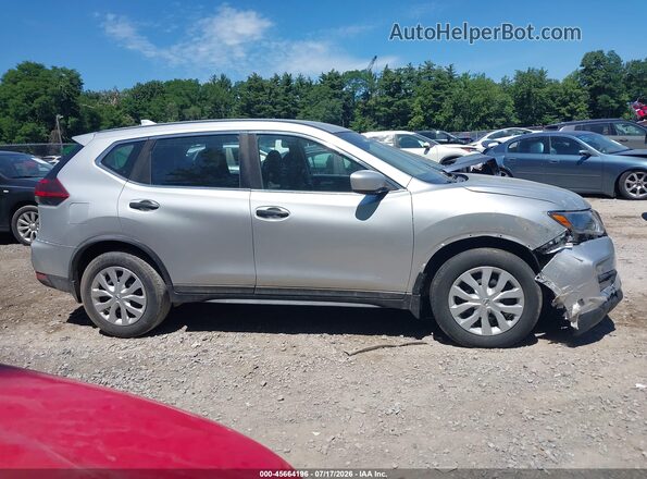 KNMAT2MT3JP621625 2018 NISSAN ROGUE Silver Սալոնի հետևի տեսք
