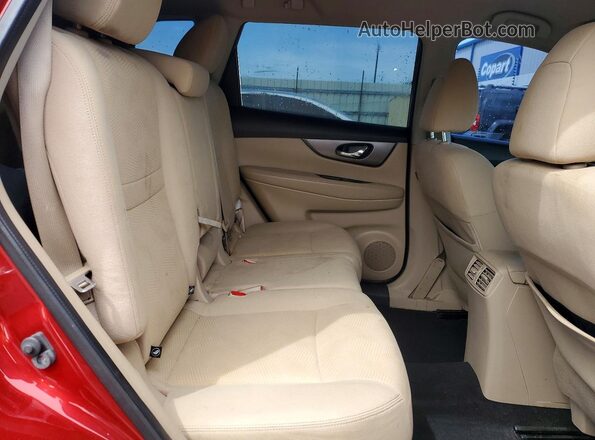 KNMAT2MT4GP658935 2016 NISSAN ROGUE Burgundy Rear interior view