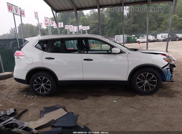 KNMAT2MT4GP704828 2016 NISSAN ROGUE White 360 interior view