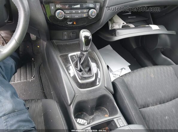 KNMAT2MT4HP611650 2017 NISSAN ROGUE Gray წინა პანელის ხედი