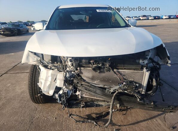 KNMAT2MT4JP622976 2018 NISSAN ROGUE White Widok z przodu