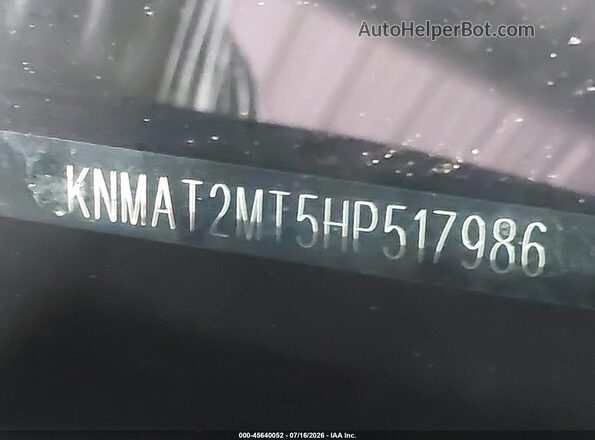 KNMAT2MT5HP517986 2017 NISSAN ROGUE Черный Вид подкапотного пространства