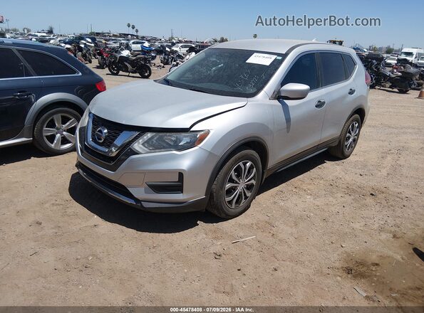 KNMAT2MT5HP532925 2017 NISSAN ROGUE Silver Առջևի ձախ երեք քառորդ տեսարան