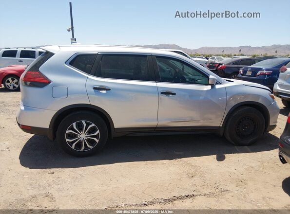 KNMAT2MT5HP532925 2017 NISSAN ROGUE Silver Սալոնի հետևի տեսք