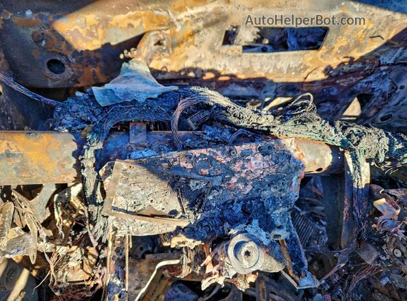 KNMAT2MT5HP553709 2017 NISSAN ROGUE Пожар Вид щитка приборов