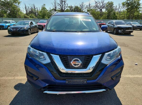 KNMAT2MT5HP605632 2017 NISSAN ROGUE Blue Front right