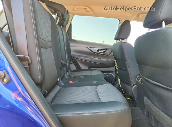 KNMAT2MT5HP605632 2017 NISSAN ROGUE Blue Rear seats view