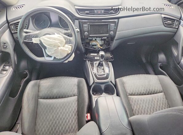KNMAT2MT5JP516455 2018 NISSAN ROGUE Black Widok deski rozdzielczej