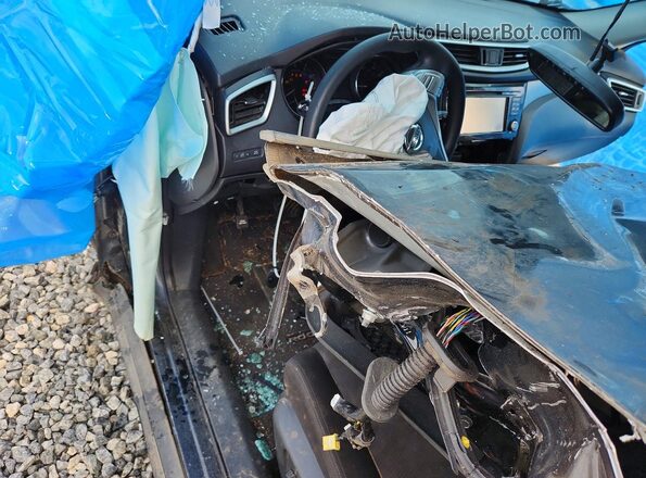 KNMAT2MT6GP729228 2016 NISSAN ROGUE Black Dashboard view