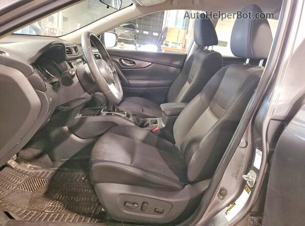 KNMAT2MT6HP502851 2017 NISSAN ROGUE Silver Widok wnętrza z przodu