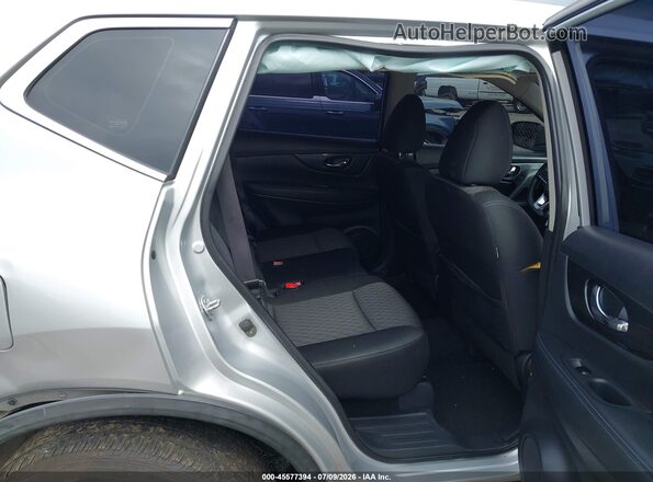 KNMAT2MT6HP541360 2017 NISSAN ROGUE Silver VIN sticker view