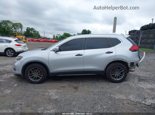KNMAT2MT6HP541360 2017 NISSAN ROGUE Silver 360 interior view