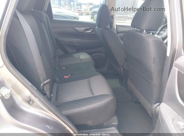 KNMAT2MT6HP609012 2017 NISSAN ROGUE Gray Widok naklejki z numerem VIN
