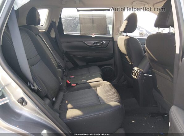 KNMAT2MT6JP520322 2018 NISSAN ROGUE Gray Вид наклейки з VIN-кодом