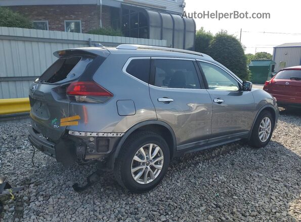 KNMAT2MT6JP551733 2018 NISSAN ROGUE Серый Передняя правая четверть