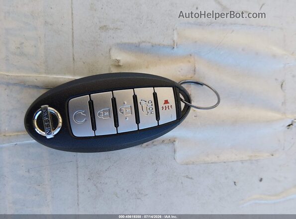KNMAT2MT6JP570492 2018 NISSAN ROGUE White წინა პანელის ხედი