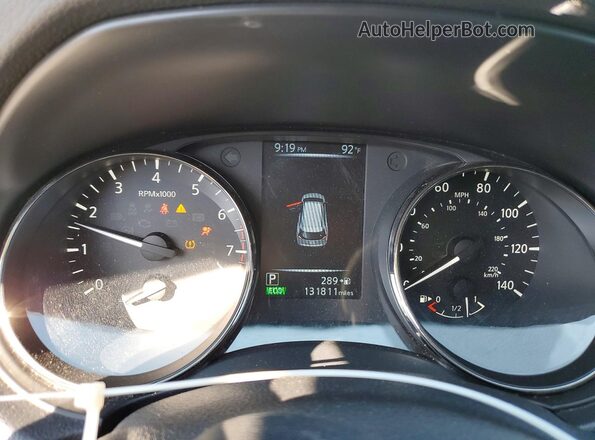 KNMAT2MT7HP571323 2017 NISSAN ROGUE Silver ხელსაწყოთა პანელის ხედი