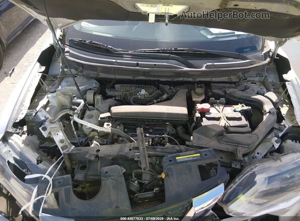 KNMAT2MT7HP608399 2017 NISSAN ROGUE Gray Rear view