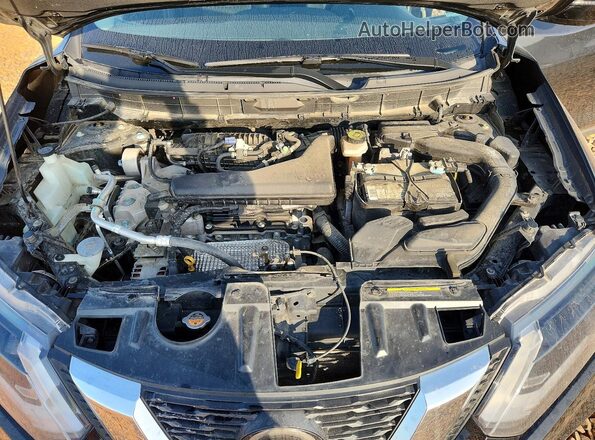 KNMAT2MT7JP501777 2018 NISSAN ROGUE Black ძრავის განყოფილების ხედი