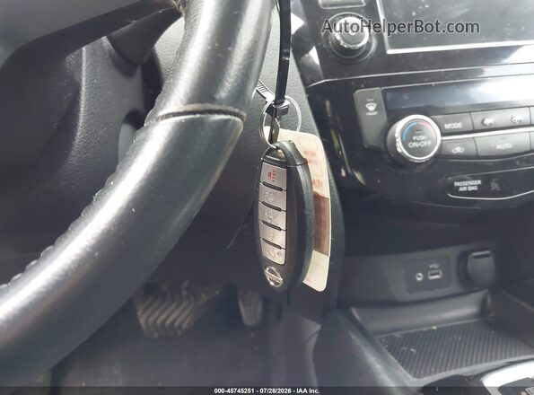 KNMAT2MT7JP536321 2018 NISSAN ROGUE Gray Widok deski rozdzielczej