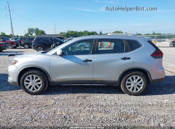 KNMAT2MT7JP537842 2018 NISSAN ROGUE Silver Widok wnętrza 360 stopni