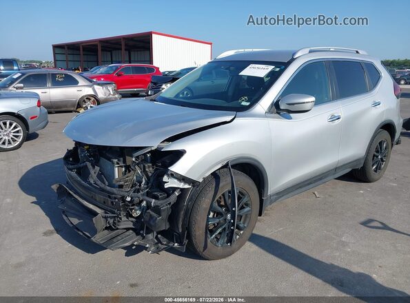 KNMAT2MT7JP564507 2018 NISSAN ROGUE Silver წინა მარცხენა ხედი სამი მეოთხედიდან