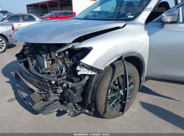 KNMAT2MT7JP564507 2018 NISSAN ROGUE Silver 