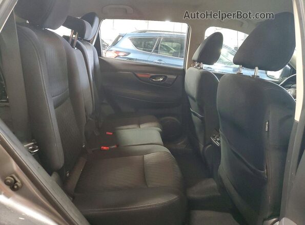 KNMAT2MT8HP569693 2017 NISSAN ROGUE Серый Вид задних сидений