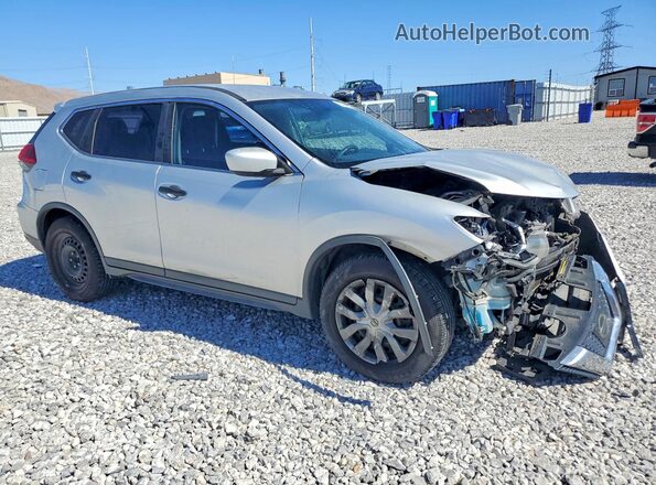 KNMAT2MT8HP574358 2017 NISSAN ROGUE Серебряный Передняя правая четверть