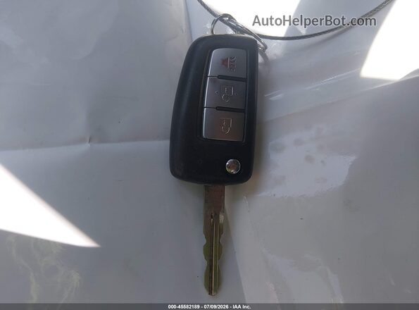 KNMAT2MT8HP615670 2017 NISSAN ROGUE Silver Вид панелі приладів