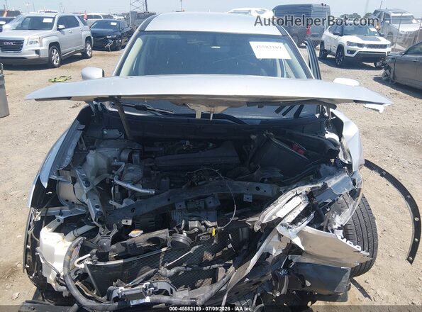 KNMAT2MT8HP615670 2017 NISSAN ROGUE Silver Вид ззаду