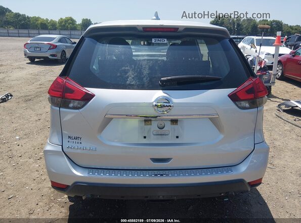 KNMAT2MT8HP615670 2017 NISSAN ROGUE Silver 