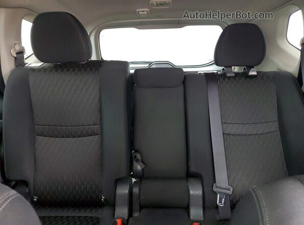 KNMAT2MT8JP568419 2018 NISSAN ROGUE Blue Rear seats view