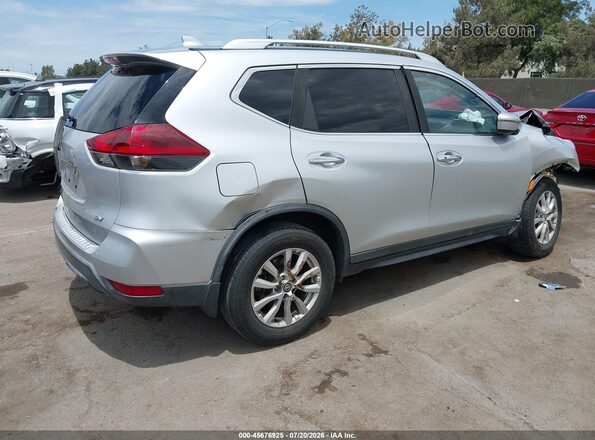 KNMAT2MT8JP605050 2018 NISSAN ROGUE Silver Задня права чверть