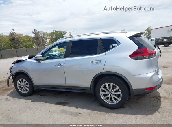 KNMAT2MT8JP605050 2018 NISSAN ROGUE Silver 