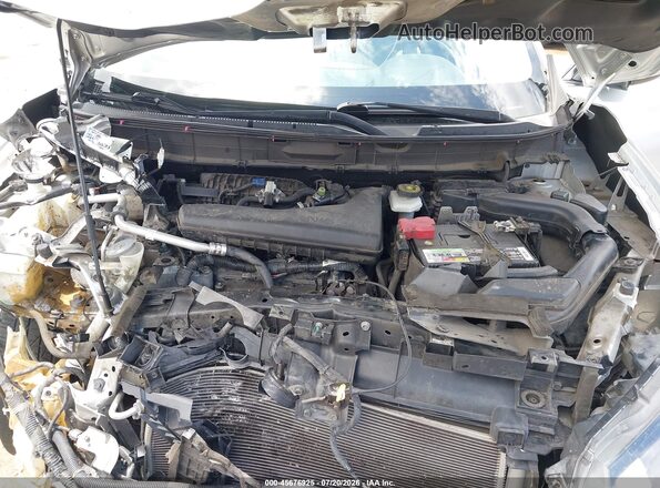 KNMAT2MT8JP605050 2018 NISSAN ROGUE Silver Вид ззаду