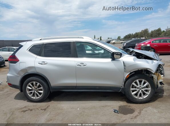 KNMAT2MT8JP605050 2018 NISSAN ROGUE Silver Панорамний вид салону 360°